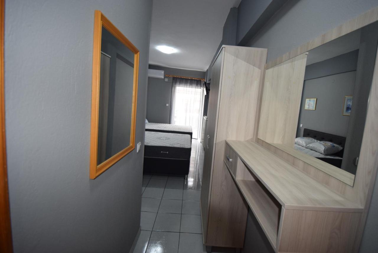 Perun Appartement Paralía Buitenkant foto